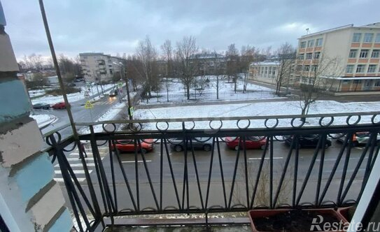 Продажа 3-комн квартиры на вторичном рынке Ломоносов г, Швейцарская ул,  д. 16,  к. 1