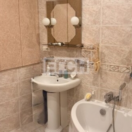 Продажа 3-комн квартиры на вторичном рынке Химки г, Победы ул,  д. 2/15