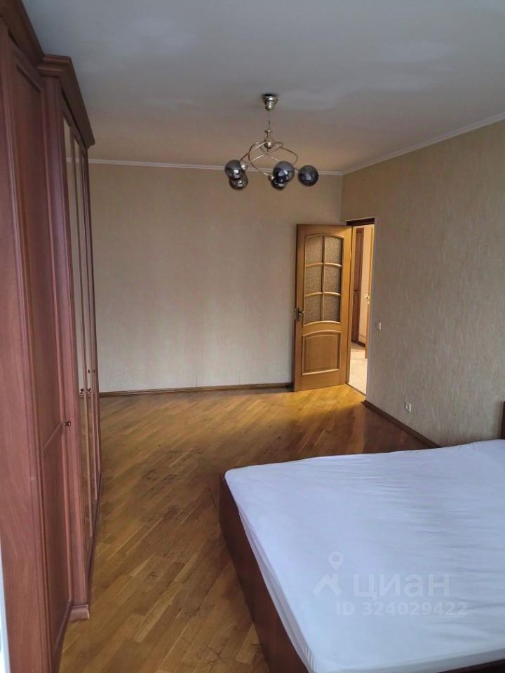 Аренда 2-комн квартиры на вторичном рынке переулок Алымов, 4