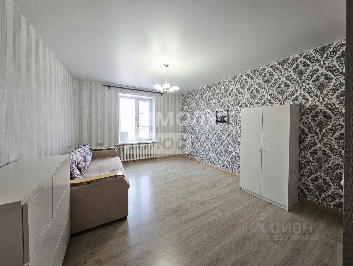 Продажа 2-комн квартиры на вторичном рынке Наро-Фоминск, улица Шибанкова,  д. 1