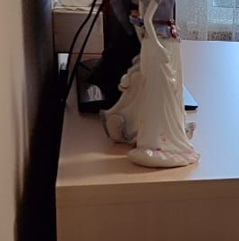 Продажа 2-комн квартиры на вторичном рынке пос. Вешки, улица Северная, 4