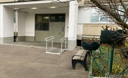 Продажа 1-комн квартиры на вторичном рынке Загородное шоссе,  д. 3 к3