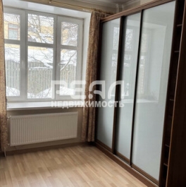 Продажа 2-комн квартиры на вторичном рынке Павловск г, Звериницкая ул,  д. 19