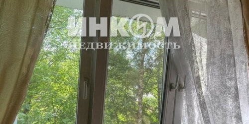 1-комн квартира ул Молостовых,  д. 15,  к. 1