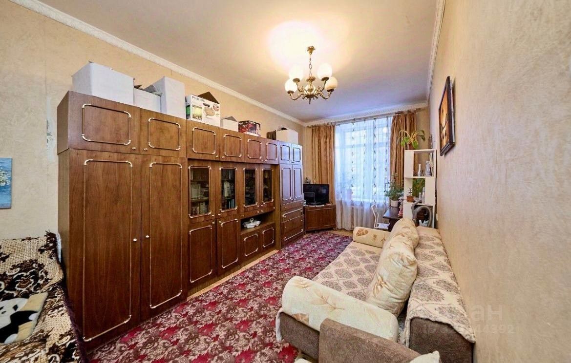 Продажа 4-комн квартиры на вторичном рынке Октябрьская набережная, 98К4
