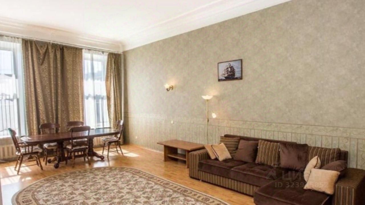 Продажа 4-комн квартиры на вторичном рынке улица Декабристов, 53