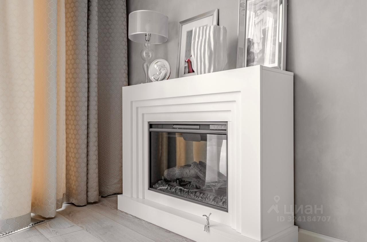 Продажа 3-комн квартиры на вторичном рынке улица Покрышкина, 8