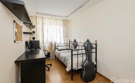 Продажа 3-комн квартиры на вторичном рынке 3-й Зборовский переулок