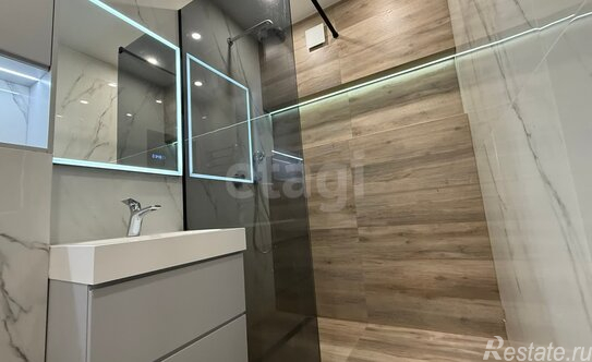 Продажа 3-комн квартиры на вторичном рынке Дальневосточный пр-кт,  д. 12 к2