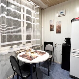 Продажа 2-комн квартиры на вторичном рынке ул Миклухо-Маклая,  д. 29,  к. 1