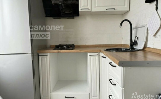 Продажа 2-комн квартиры на вторичном рынке Свободный пр-кт,  д. 11,  к. 2