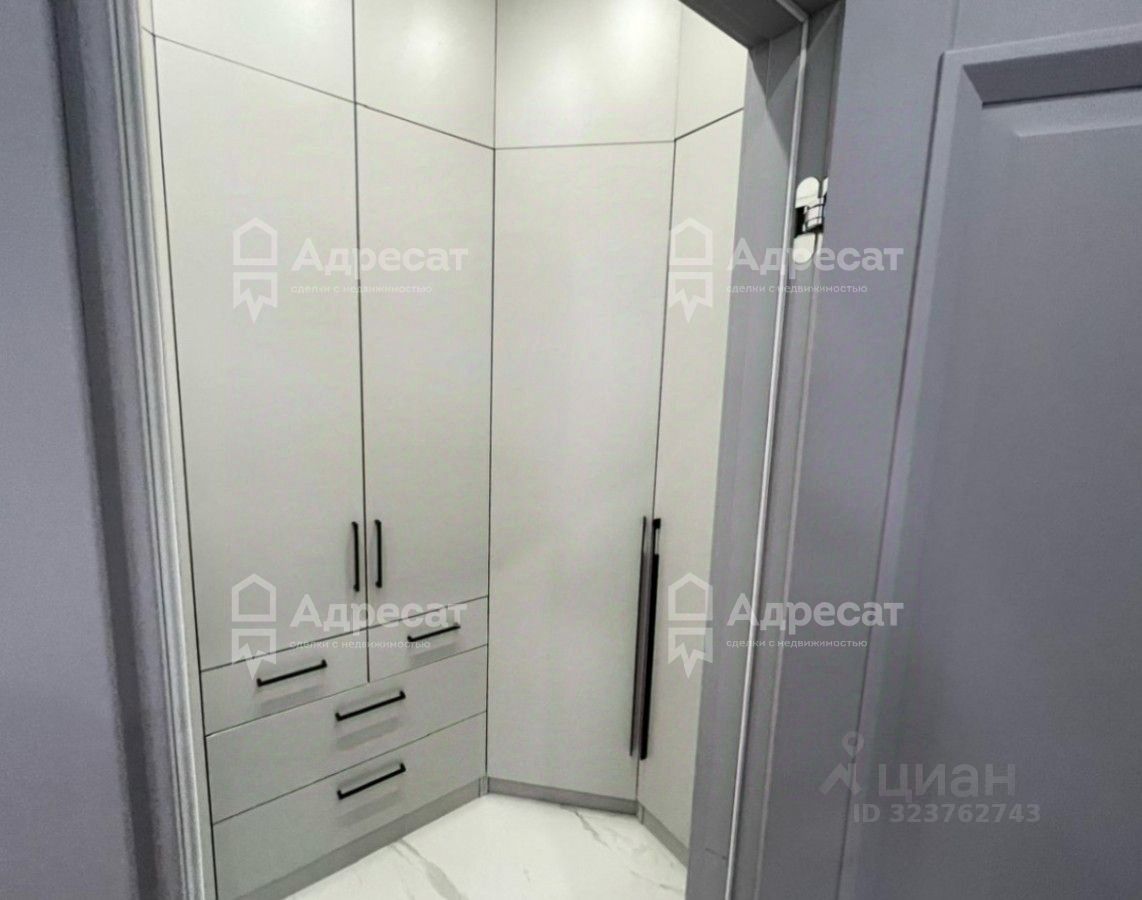 Продажа 3-комн квартиры на вторичном рынке улица Сервантеса, 3к2