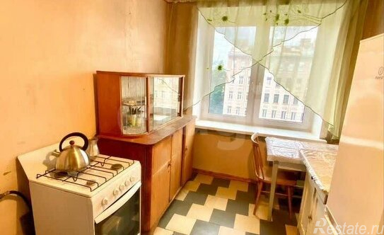 Продажа 1-комн квартиры на вторичном рынке Лиговский пр-кт,  д. 185