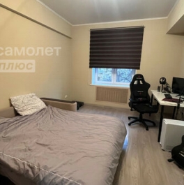 Продажа 4-комн квартиры на вторичном рынке улица Трофимова,  д. 1/17