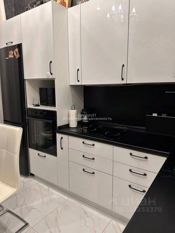 Продажа 1-комн квартиры на вторичном рынке Мытищи, проспект Астрахова, 7