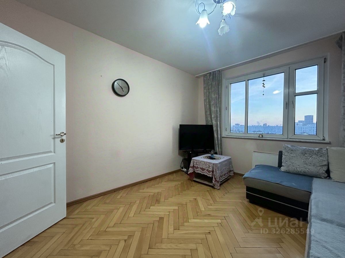 Продажа 3-комн квартиры на вторичном рынке улица Академика Королева, 4К2