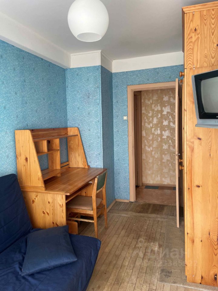 Продажа 2-комн квартиры на вторичном рынке улица Добровольцев, 26