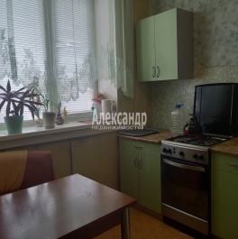 Продажа 3-комн квартиры на вторичном рынке Ломоносов г., Александровская ул. , д. 42 Продажа 3-комн квартиры на вторичном рынке Ломоносов г., Александровская ул. , д. 42