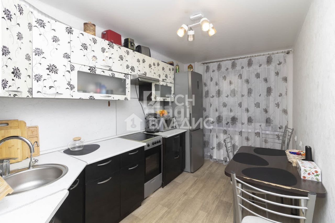 2-комн квартира Щёлково, Краснознаменская улица, 17к3