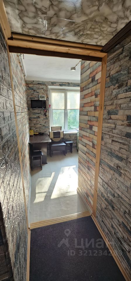 Продажа 2-комн квартиры на вторичном рынке улица Федора Полетаева, 2К6