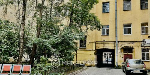 3-комн квартира Можайская улица,  д. 8