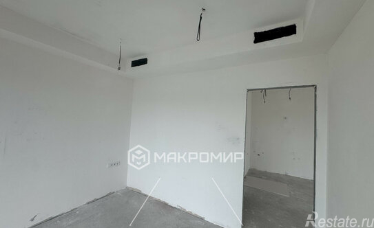 Продажа 3-комн квартиры на вторичном рынке наб Макарова,  д. 58,  к. 1