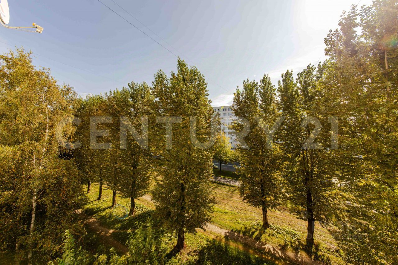 Продажа 3-комн квартиры на вторичном рынке улица Подвойского, 34к1