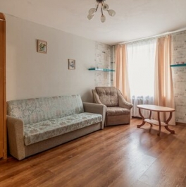 Продажа 2-комн квартиры на вторичном рынке улица Красного Курсанта,  д. 28