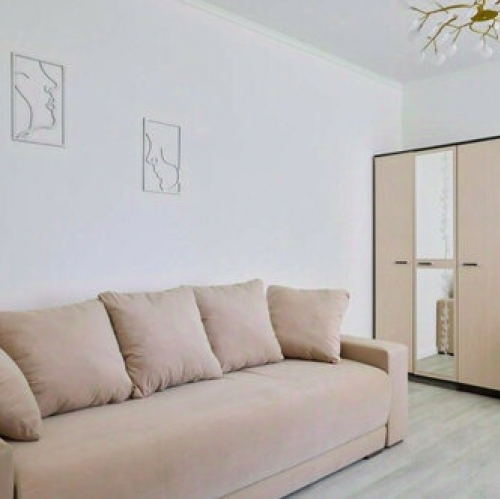 4-комн квартира Ушаковская наб,  д. 5