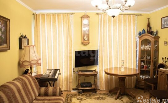 Продажа 2-комн квартиры на вторичном рынке ул Декабристов,  д. 32