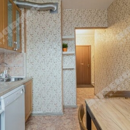 Продажа 2-комн квартиры на вторичном рынке Бухарестская ул,  д. 152,  к. 2