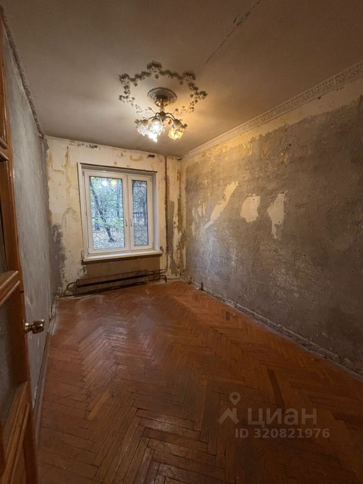 Продажа 3-комн квартиры на вторичном рынке Чертановская улица, 3К2