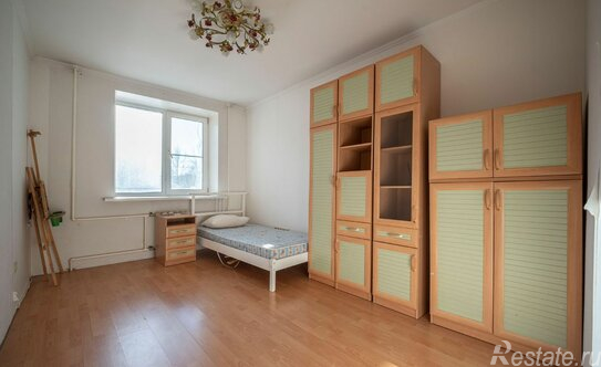 Продажа 2-комн квартиры на вторичном рынке улица Грина,  д. 18