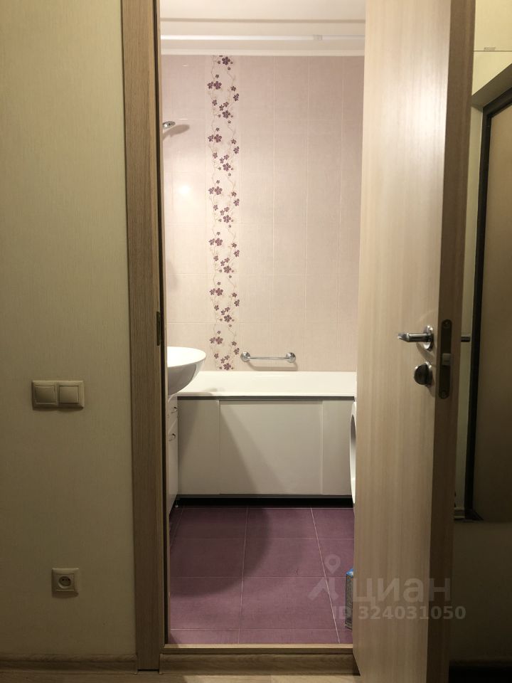 Продажа 1-комн квартиры на вторичном рынке проезд Дежнева, 34