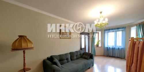 3-комн квартира улица Лазо,  д. 10