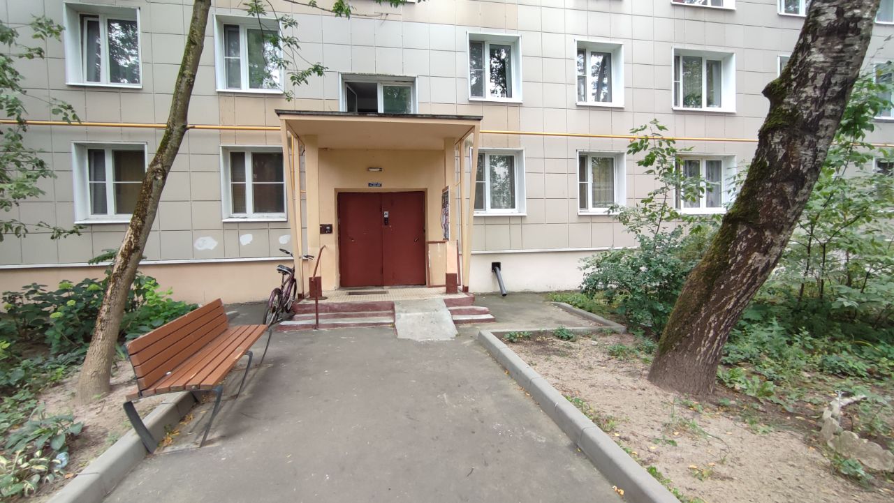 Продажа 3-комн квартиры на вторичном рынке Планерная улица, 5К4