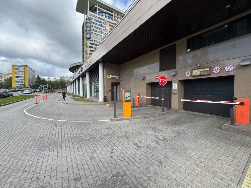 Аренда гаража Новоясеневский пр-кт,  д. 9