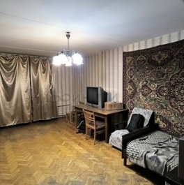 Продажа 2-комн квартиры на вторичном рынке улица Яблочкова,  д. 23 к2
