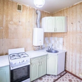 Продажа 2-комн квартиры на вторичном рынке Ломоносов г, Швейцарская ул,  д. 10