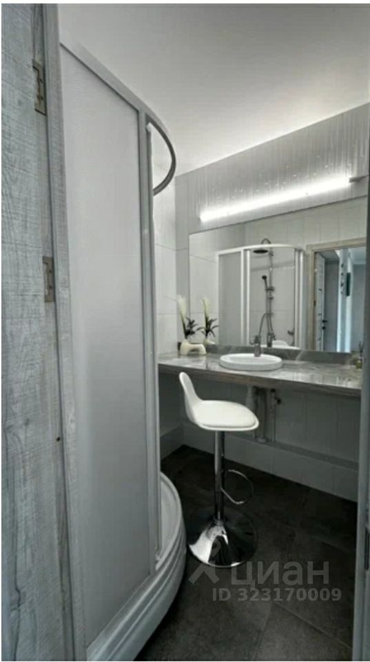 Продажа 2-комн квартиры на вторичном рынке Фрязевская улица, 3К2