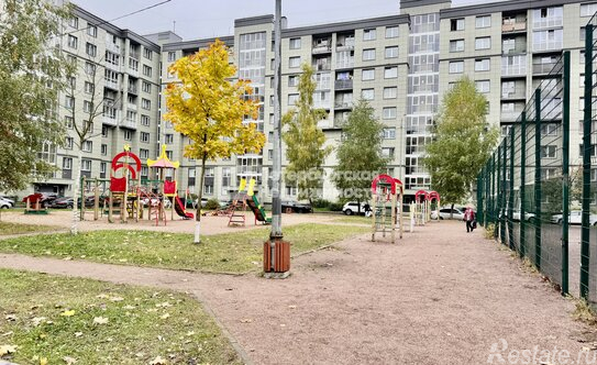 Продажа 2-комн квартиры на вторичном рынке Шушары п, Ростовская ул,  д. 26 к1