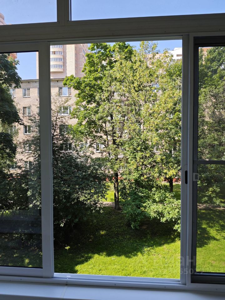 Продажа 2-комн квартиры на вторичном рынке Реутов, Новогиреевская улица, 10