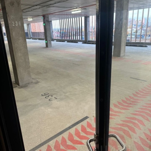 Гараж/парковка Ермолино, Калиновая улица,  д. 1