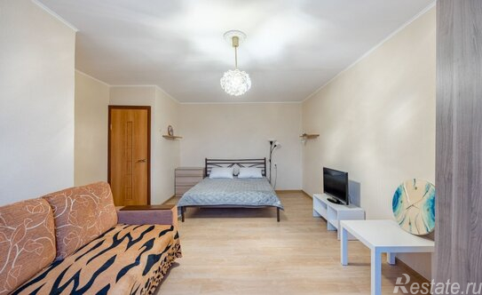 Аренда 1-комн квартиры на вторичном рынке улица Академика Комарова,  д. 14А