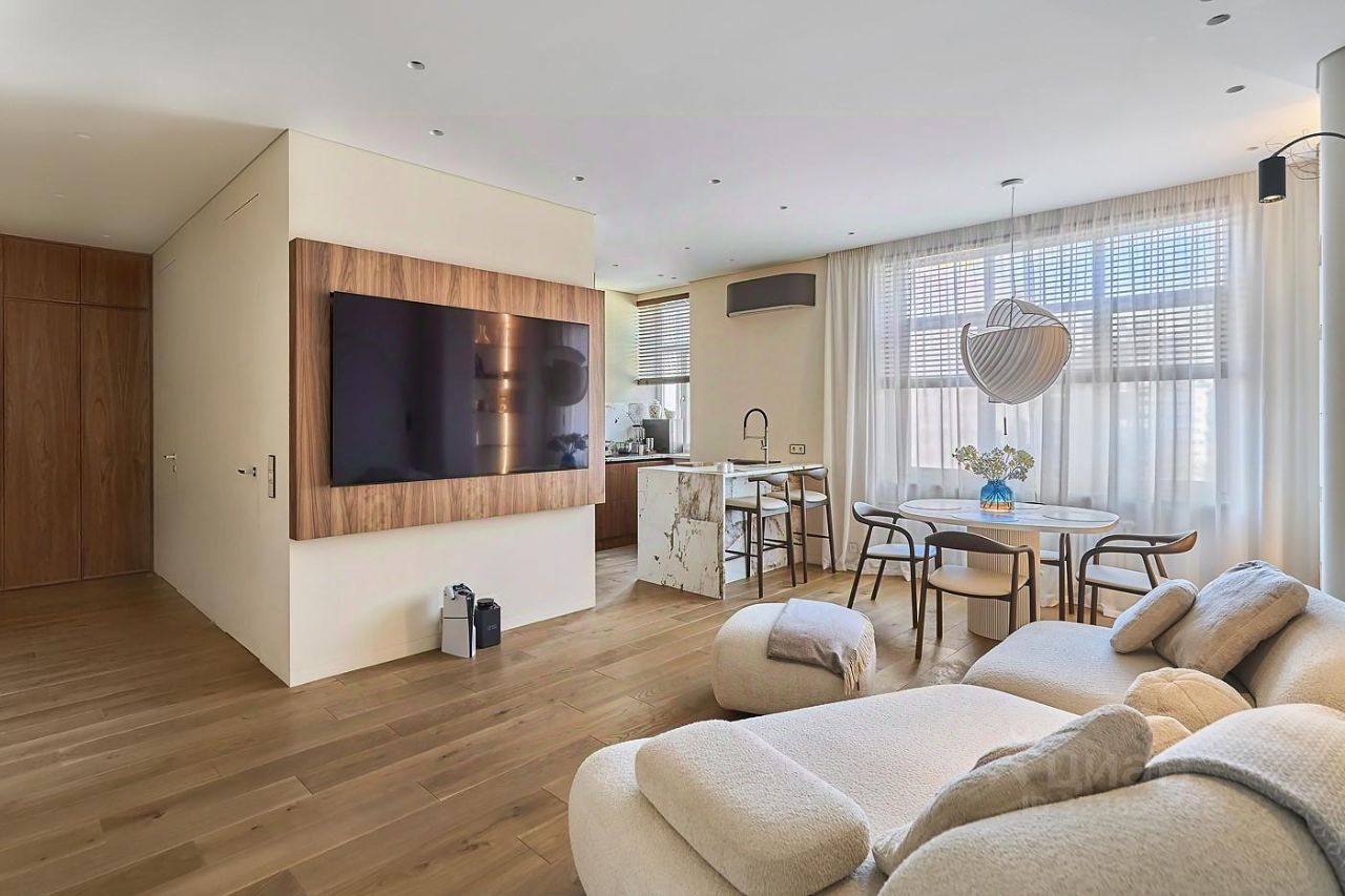 Продажа 3-комн квартиры на вторичном рынке 2-я Фрунзенская улица, 2/36