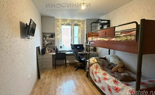 Продажа 3-комн квартиры на вторичном рынке Лопатино, Солнечный б-р,  д. 11