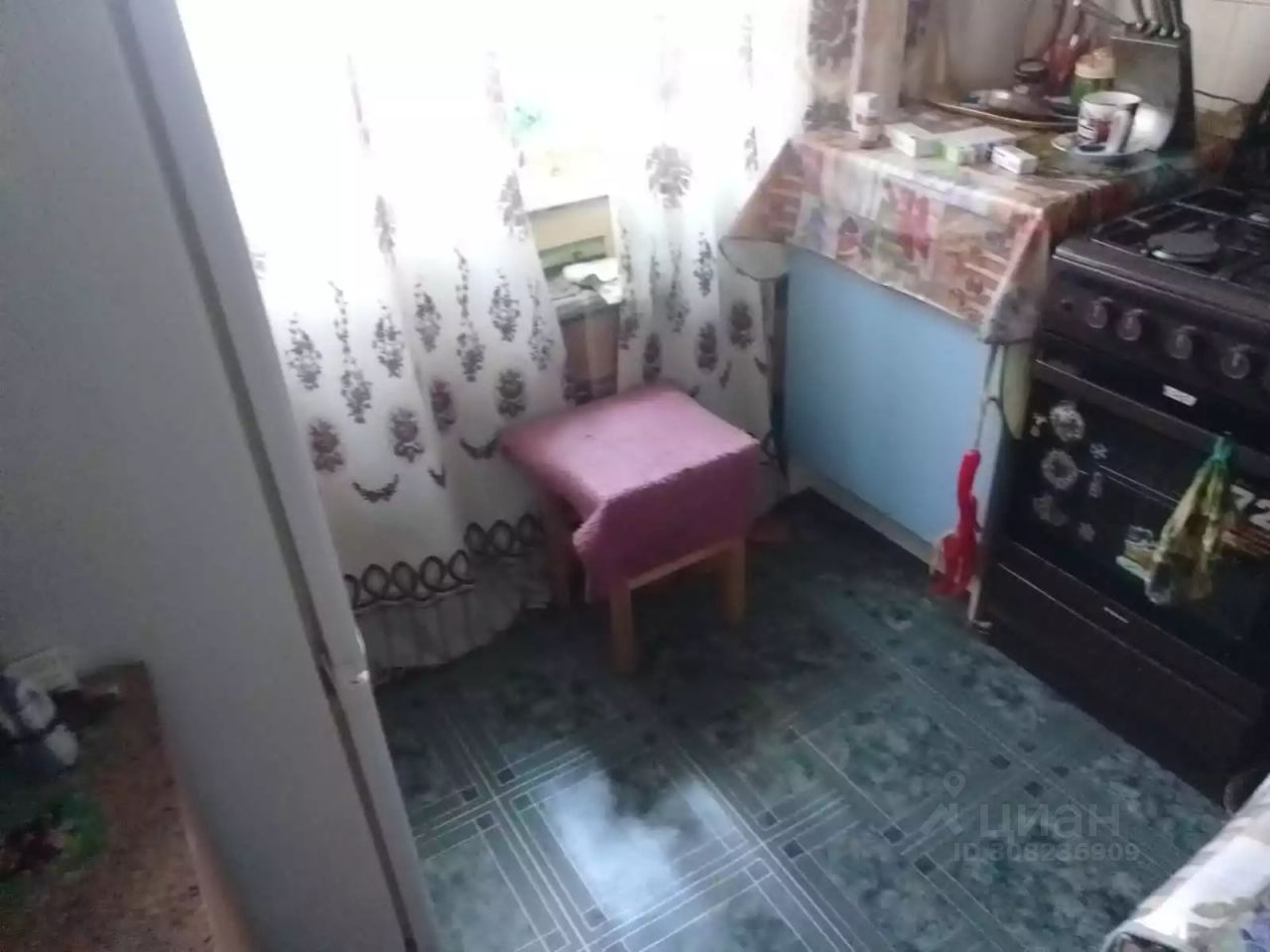 Продажа 2-комн квартиры на вторичном рынке пос. Курск, 2