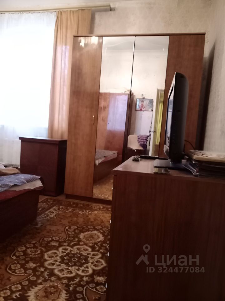 Продажа 2-комн квартиры на вторичном рынке Центральный мкр, пос. Всеволодово,  д. 8