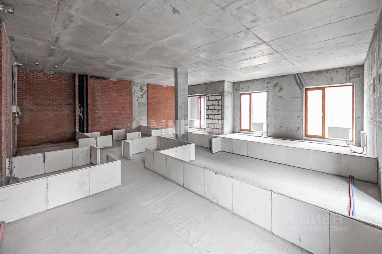 Продажа 3-комн квартиры на вторичном рынке улица Усачева, 13кГ