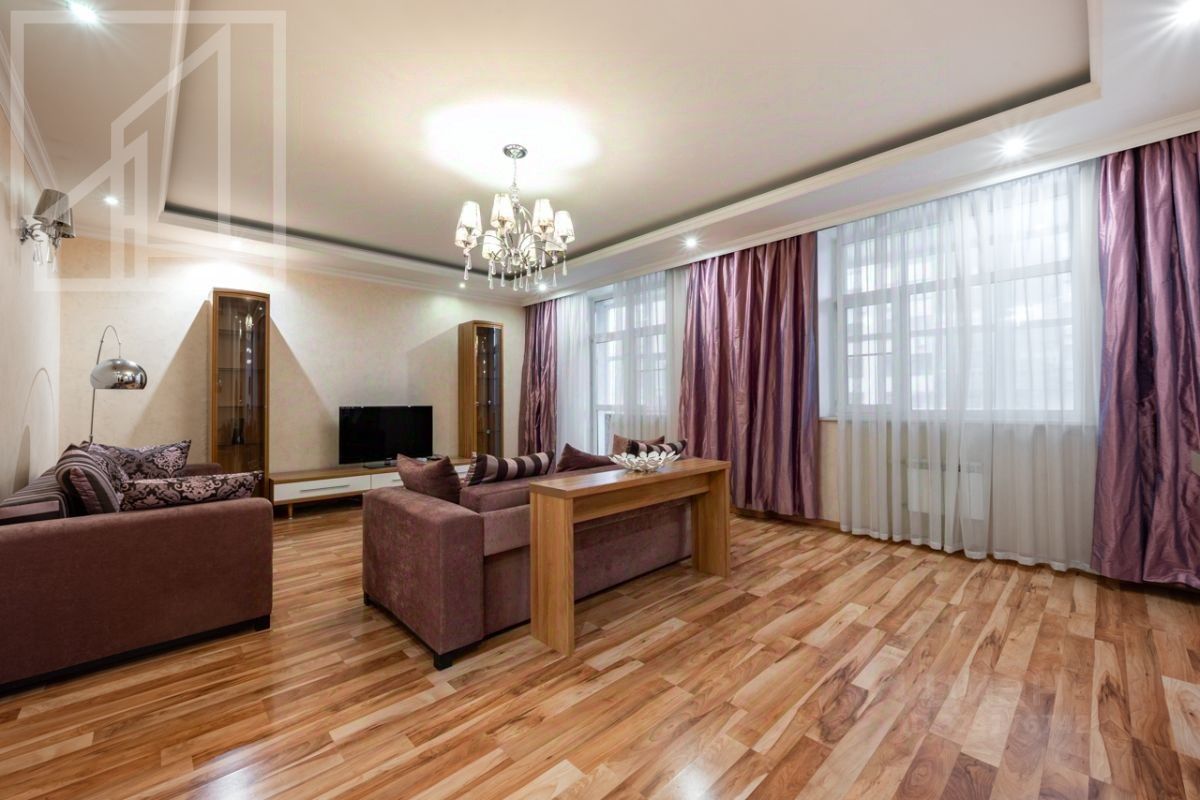 Аренда 3-комн квартиры на вторичном рынке улица Александра Невского, 27